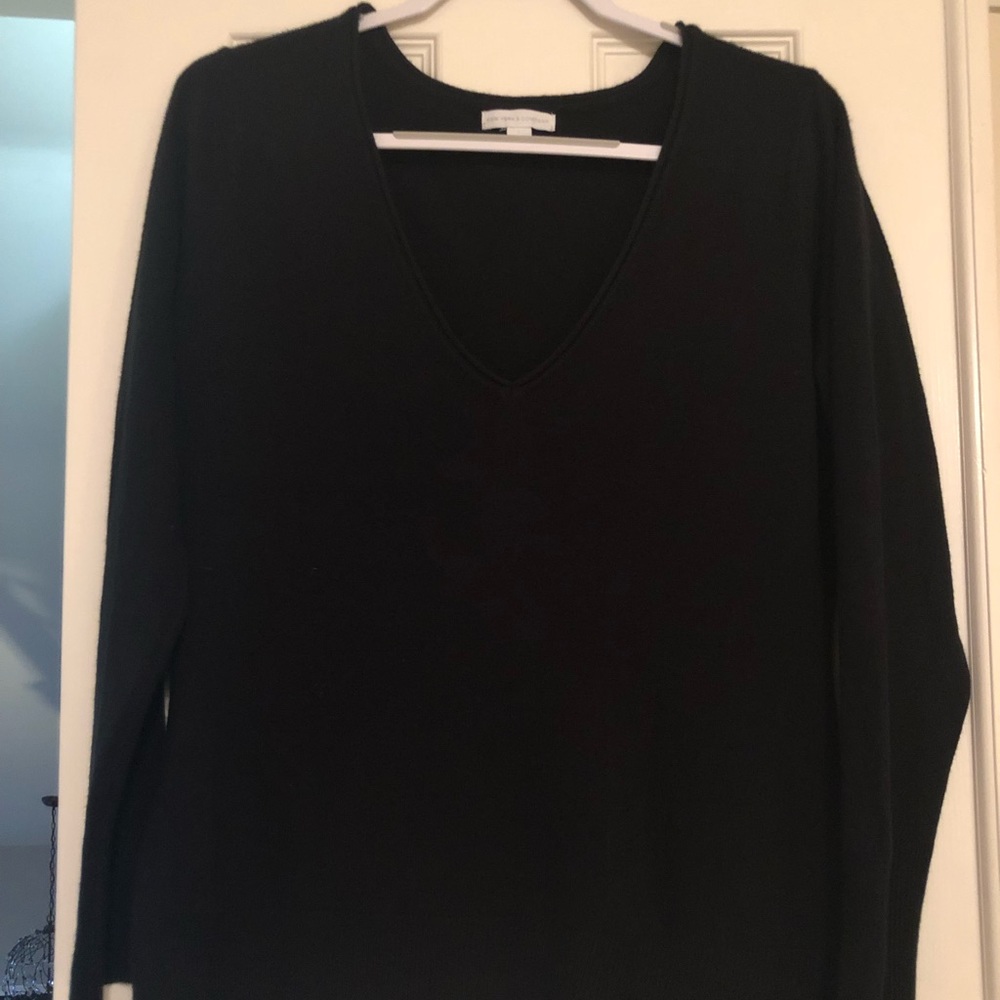 New York & co classic v neck sweater
